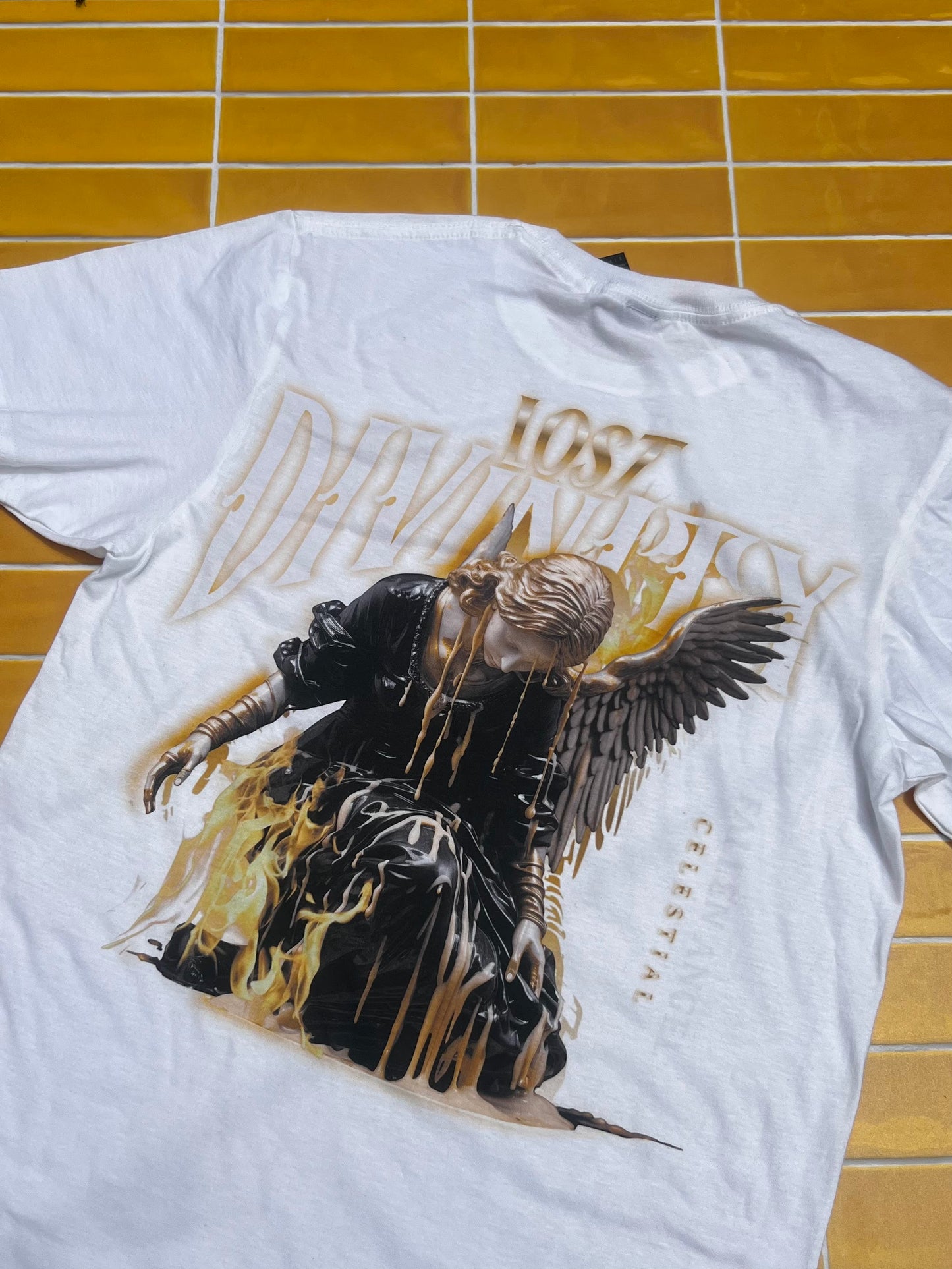 Playera “Lost Divinity”