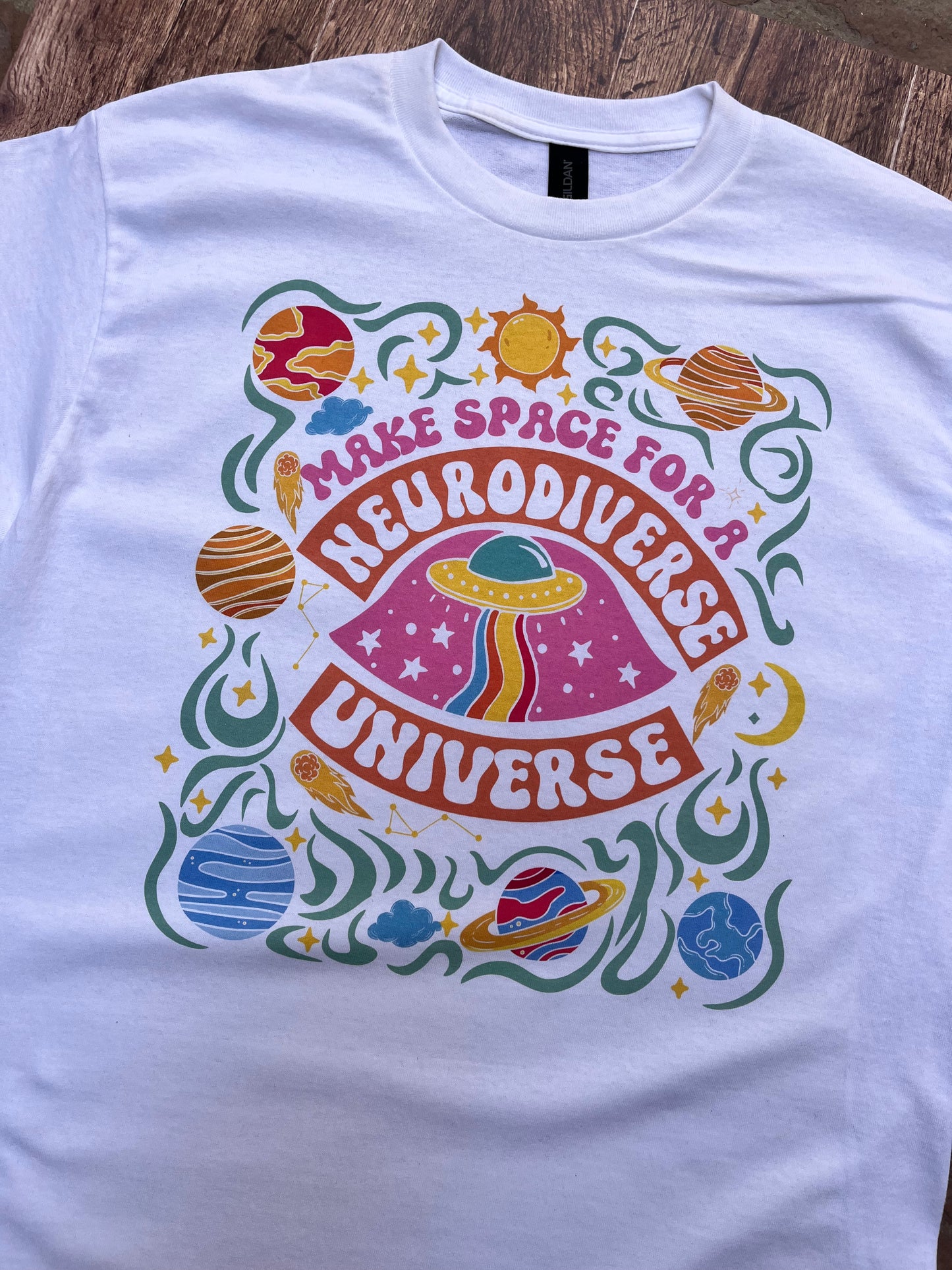 Playera “Neurodiverse Universe”
