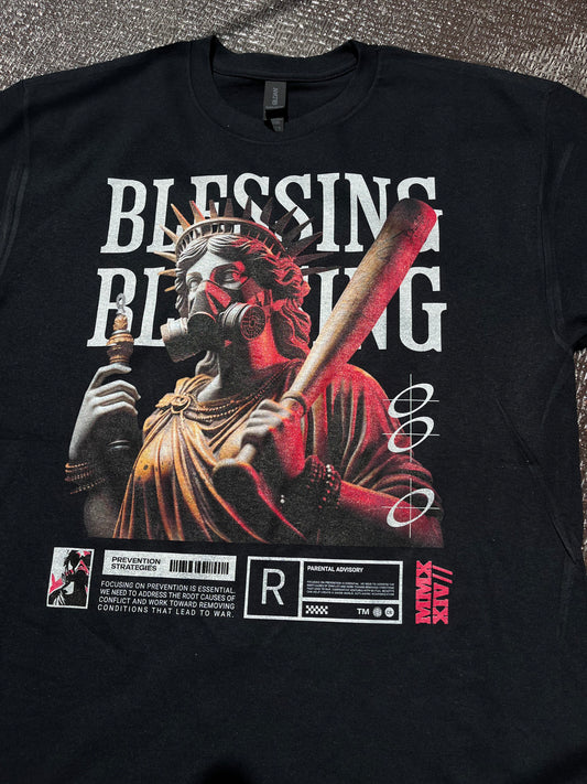 Playera Gildan Negra “Blessing Bleeding”