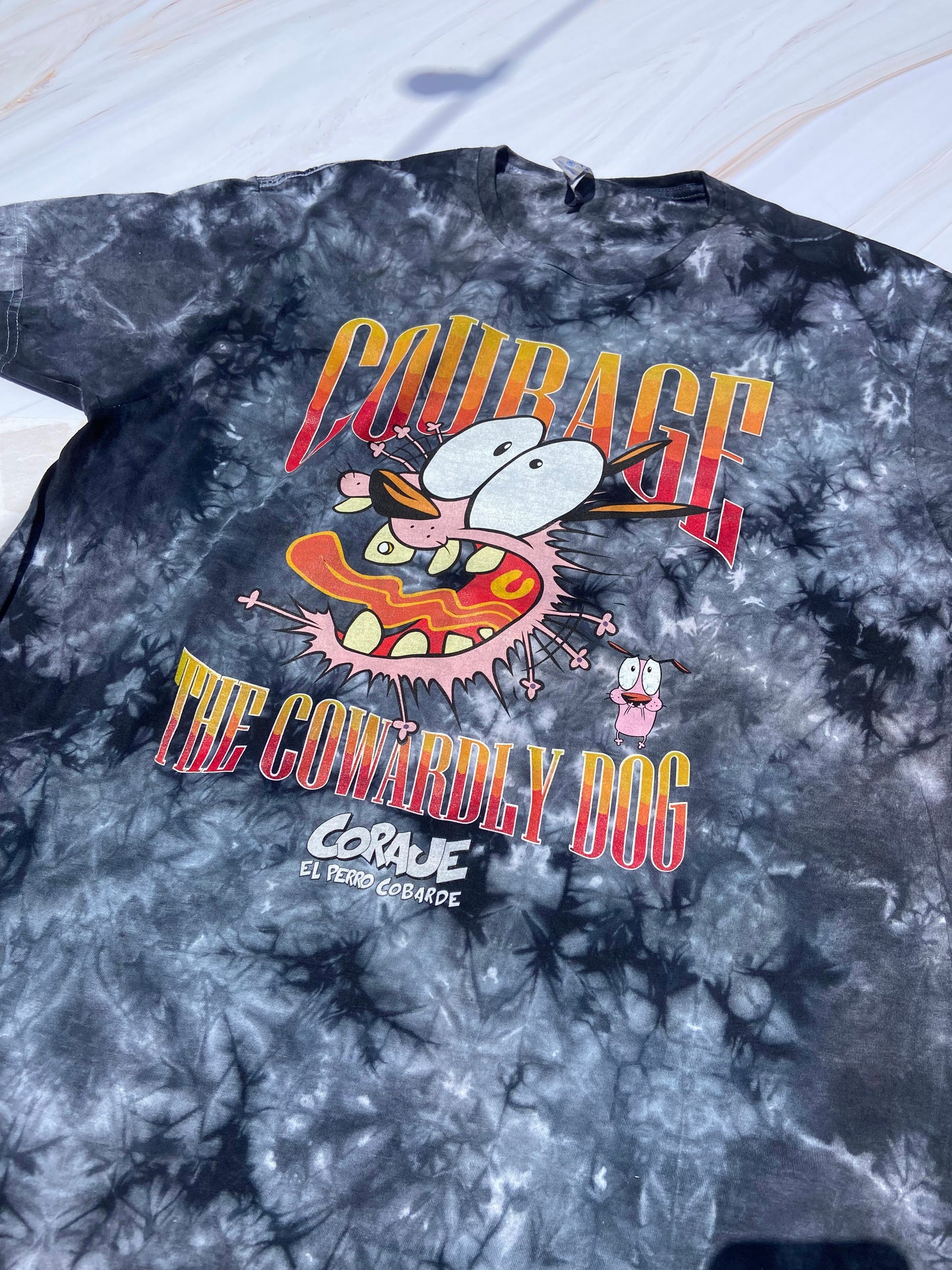 Playera “Courage” Cartoon Retro Tie-Dye