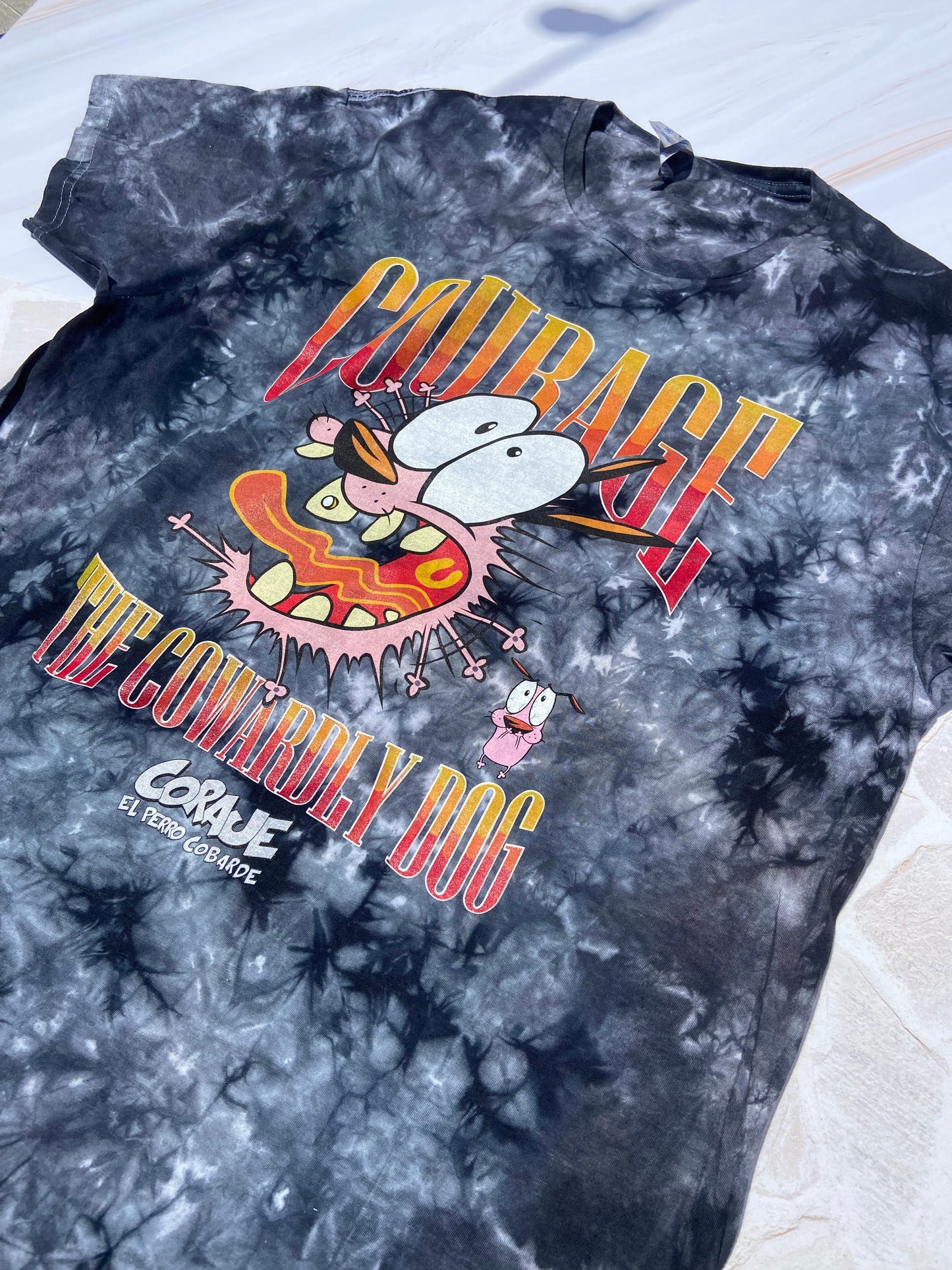Playera “Courage” Cartoon Retro Tie-Dye